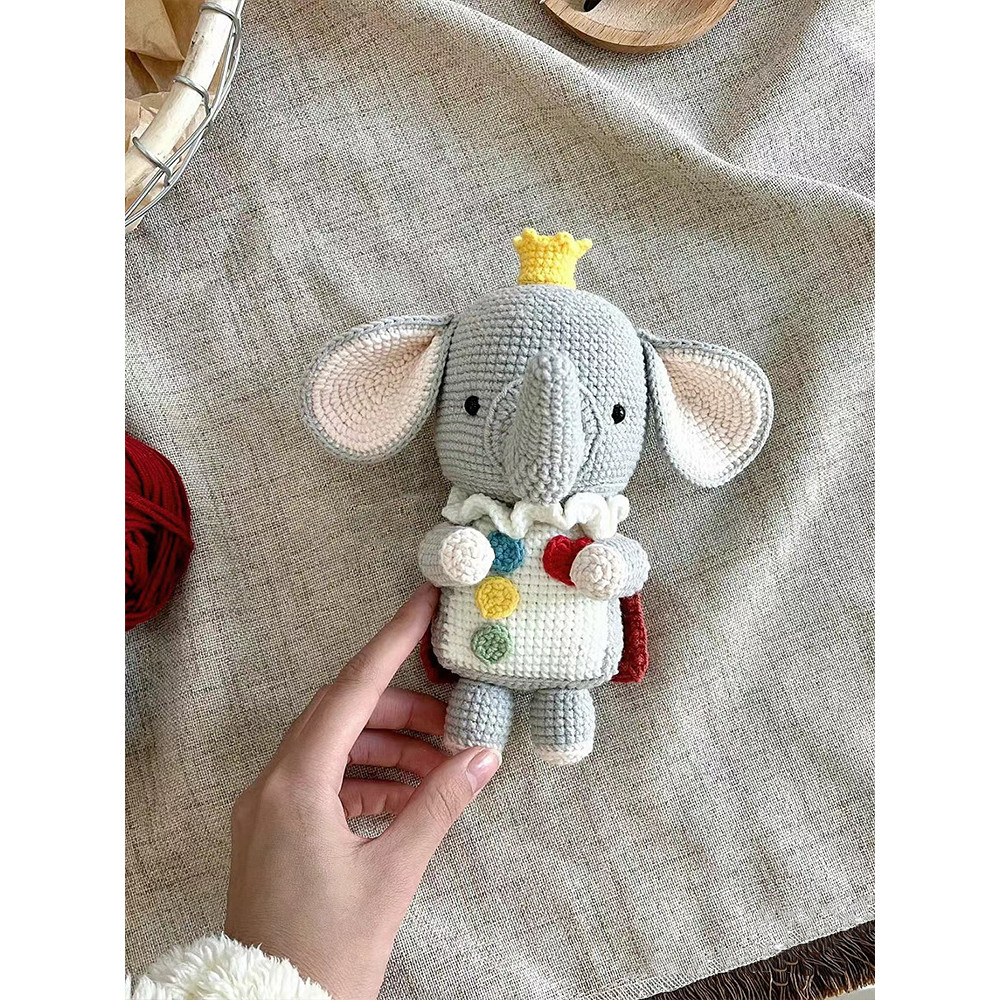 Handmade diy Knitting Doll Yarn Xiaoyuan Material Needle Comfort Gift for Girlfriend Elephant Double