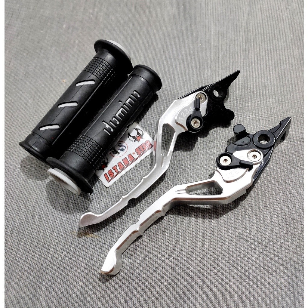 Nmax N Max เบรคมือจับ 2015 2016 2017 2018 2019 2020 Yamaha Handle Variation plus DOMINO grip scales 1 แพคเกจสีเงิน