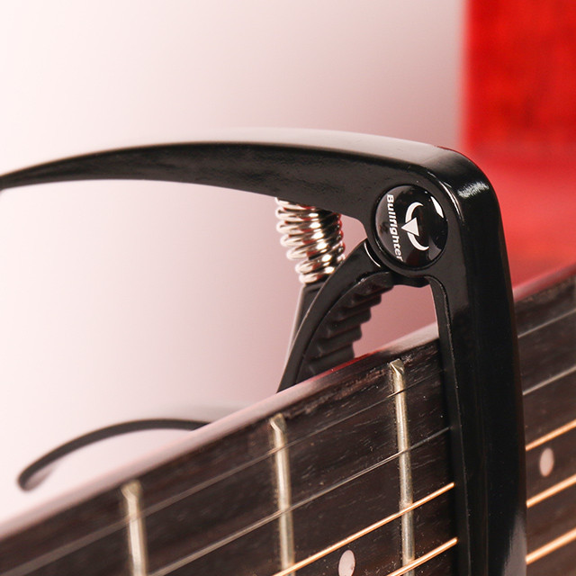 Bullfighter DA-05 สีโลหะคุณภาพสูง capo กีตาร์โปร่ง capo อูคูเลเล่ capo สําหรับ string เครื่องมือ