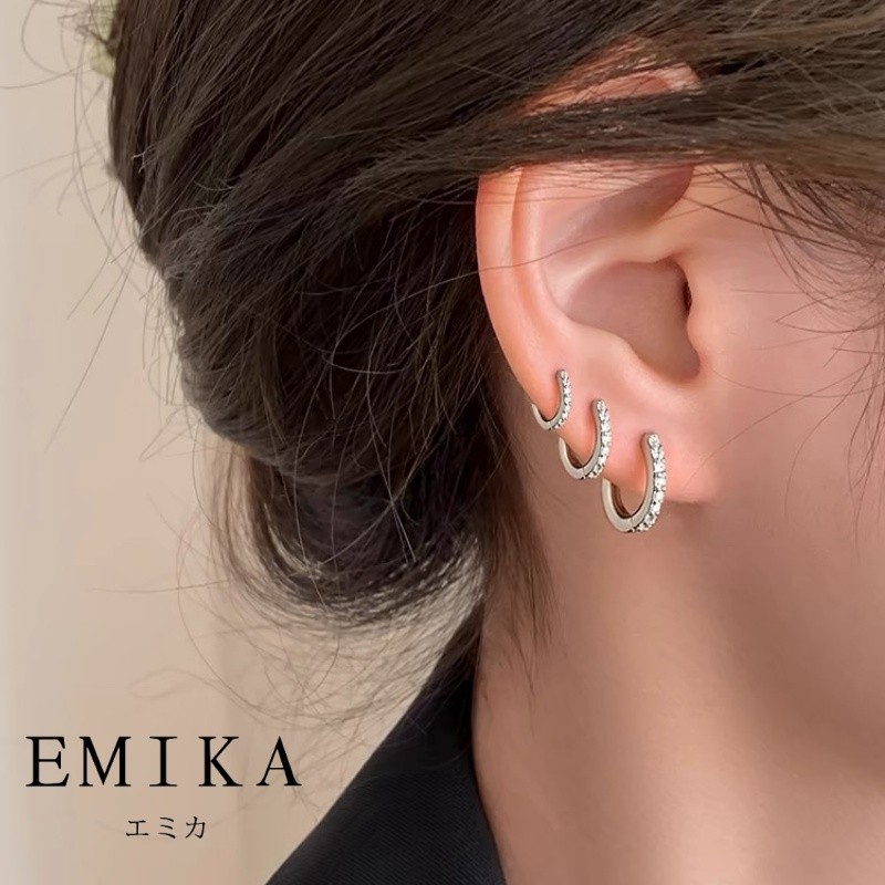 Emika ต่างหูผู้หญิง ต่างหูแฟชั่นเงินระยิบระยับของขวัญเพชร ความกว้าง 8/10/12mm