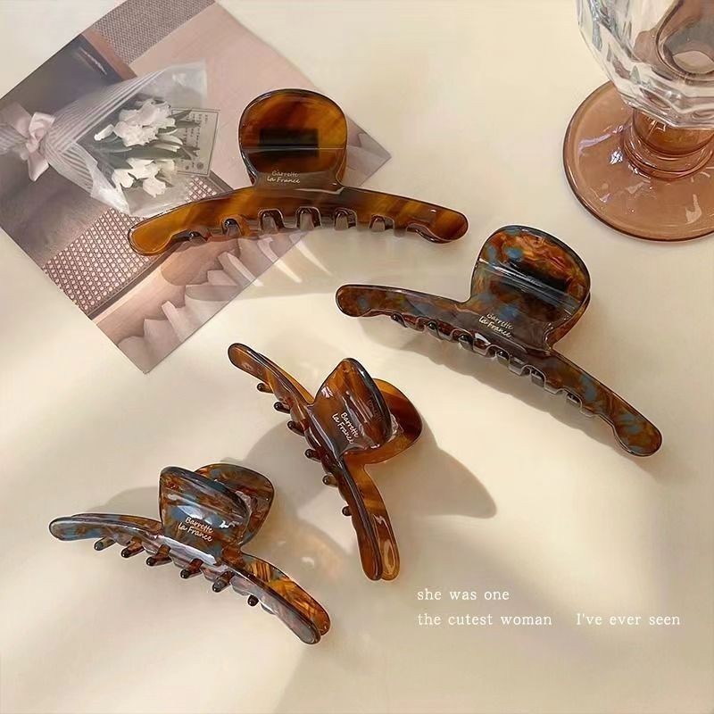 High-end Retro Hairpin อารมณ์จับคลิปผู้หญิงภาษาฝรั่งเศสคํา Elegant Headwear