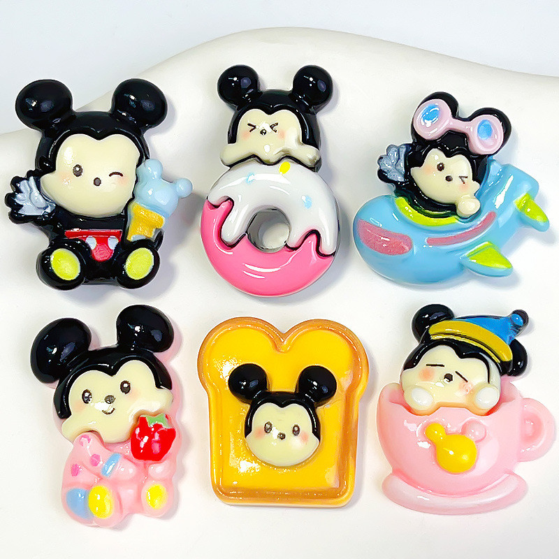 การ์ตูนมิกกี้เมาส์เรซินอุปกรณ์ครีมกาว DIY เครื่องประดับขนาดเล็กเคสโทรศัพท์มือถือแฮนด์เมดแม่เหล็กติดตู้เย็นวัสดุขายส่ง