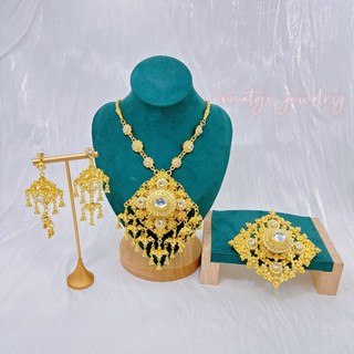 สร้อยคอ เครื่องประดับชุดไทยนางรำ เซ็ต 3 ชิ้น หัวเข็มขัด สร้อ…