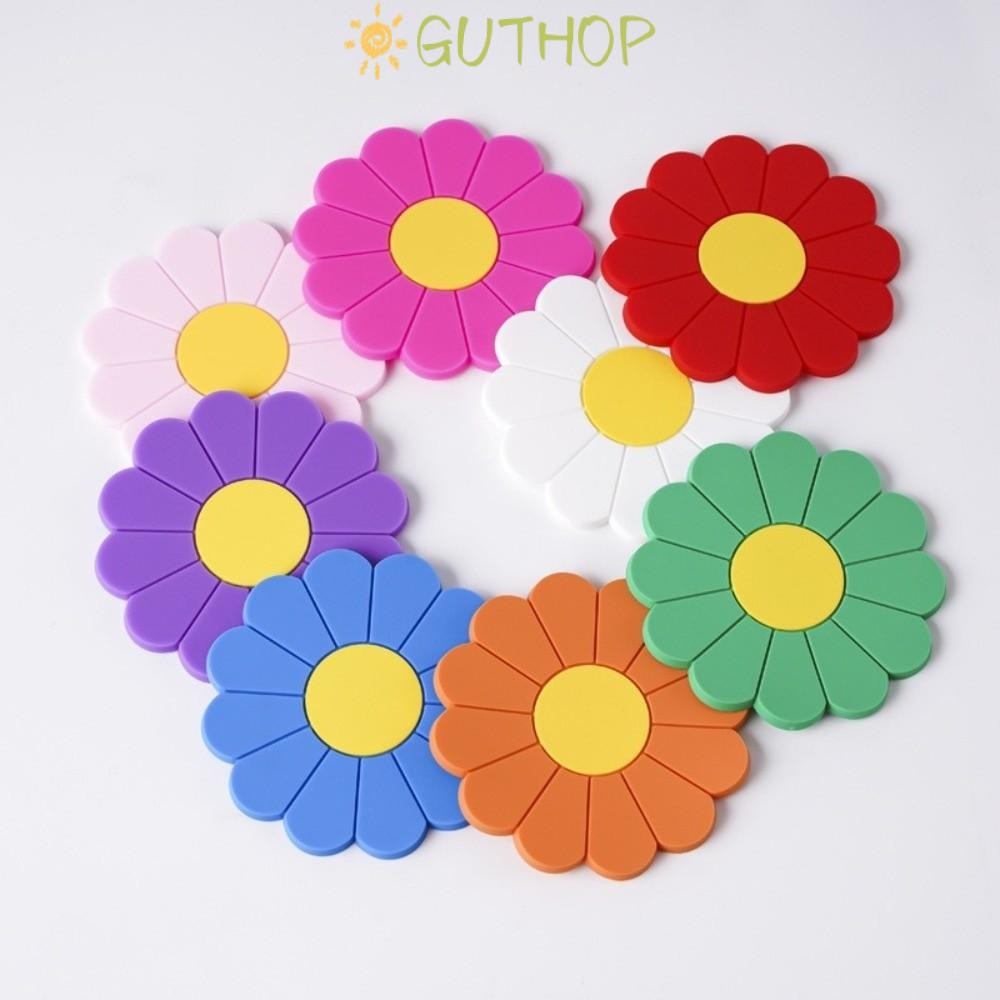 GUTHOP ที่รองแก้วในรถยนต์, แผ่นรองที่วางแก้วกันลื่นลายดอกไม้, แผ่นรองถ้วยซิลิโคนทนความร้อน Daisy Thicken ภายในรถยนต์