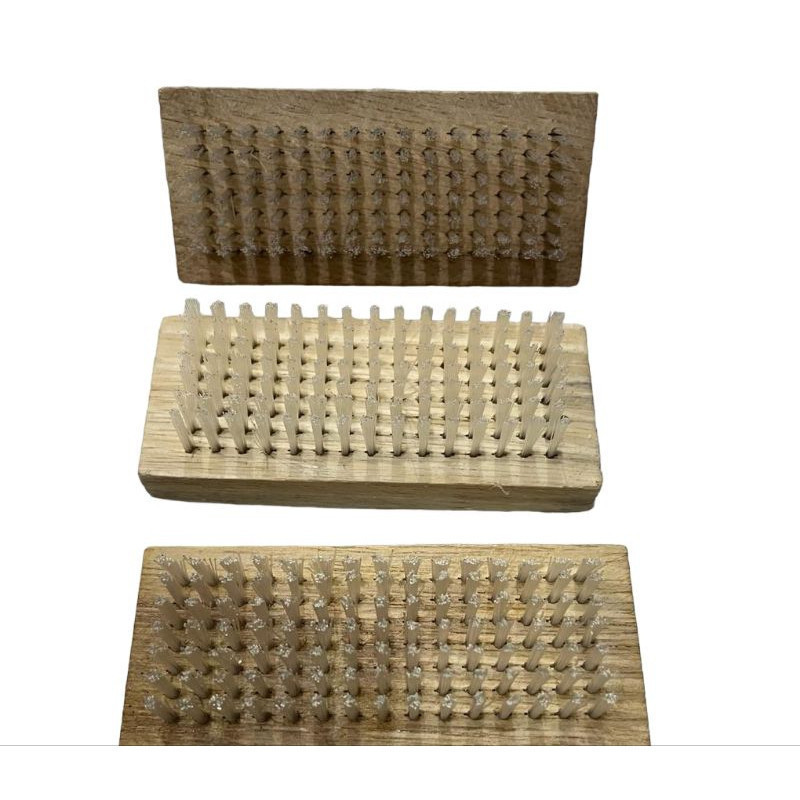 D88 KIMO แปรงเสื้อผ้าไม้อเนกประสงค์