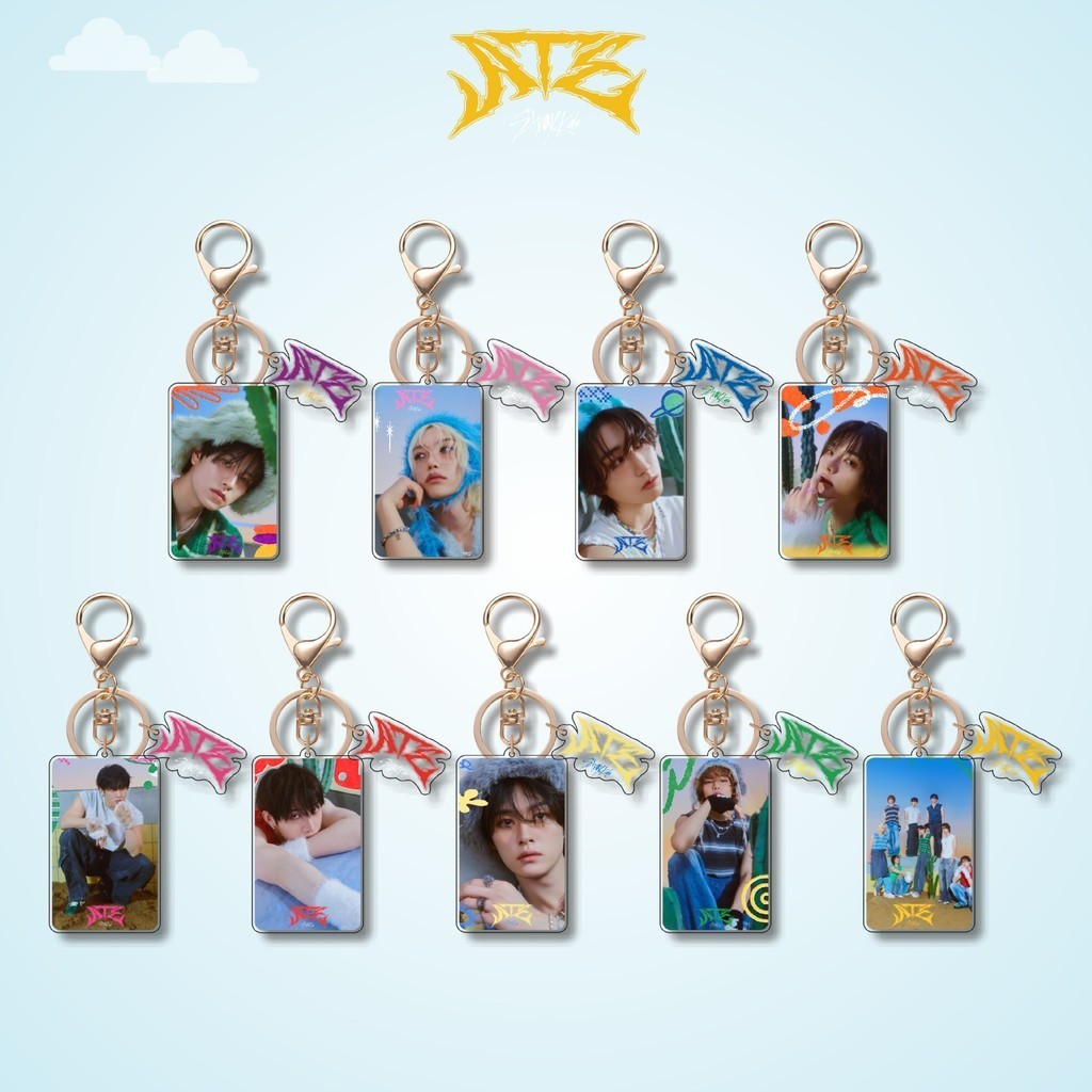 Kpop StrayKids อัลบั้มใหม่ ATE Series กระเป๋าอะคริลิคพวงกุญแจ Reversible Key Charms