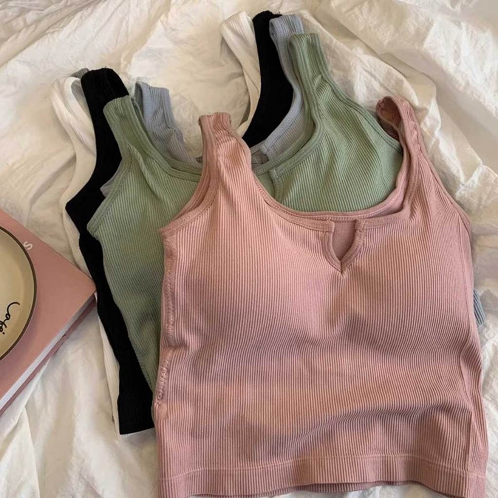 เสื้อสายเดี่ยวมีฟองน้ำ สายลูกไม้น่ารัก หน้าอกเป็นกระดุมเปิดได้ เซ็กซี่เบาๆ