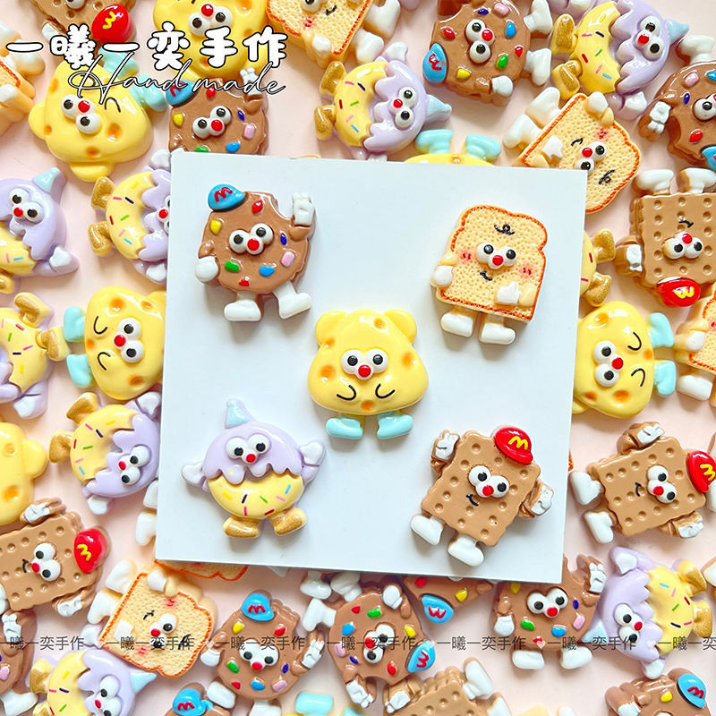 การ์ตูน M Bean บิสกิตสามมิติจำลองอาหารเล่นเครื่องประดับเรซิน DIY ครีมกาวเคสโทรศัพท์กิ๊บติดผมอุปกรณ์ติดตู้เย็น