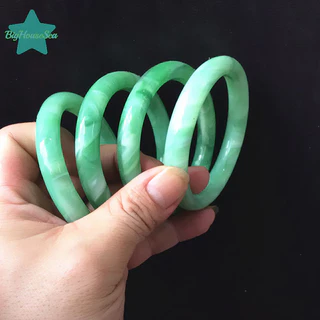 [BigHouseSea] สร้อยข้อมือหยกเทียมสีเขียวผู้หญิงวินเทจรอบสร้อยข้อมือสุภาพสตรีเครื่องประดับของขวัญใหม่