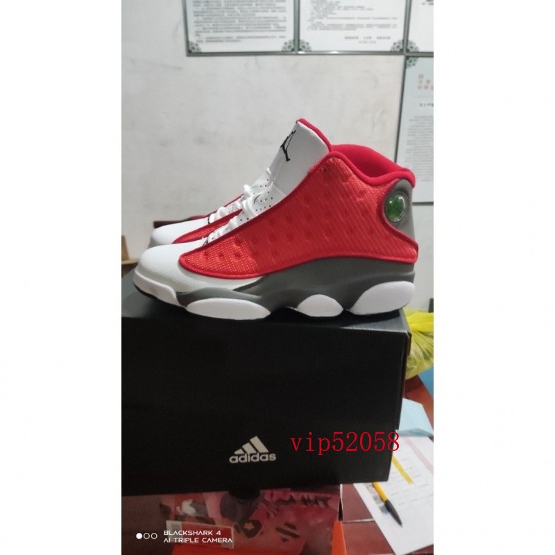 Air A/J 13 Retro High < He Gets Game} สีเทาขาวแดง A/J 13 DJ8982-600 รองเท้าผ้าใบรองเท้าบาสเก็ตบอล