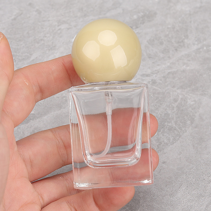 30มล ขวดสเปรย์น้ําหอมแก้วสี่เหลี่ยมโปร่งใสขวดเครื่องสําอางรีฟิลที่ว่างเปล่าพร้อมฝาบอล - รูปที่ 2