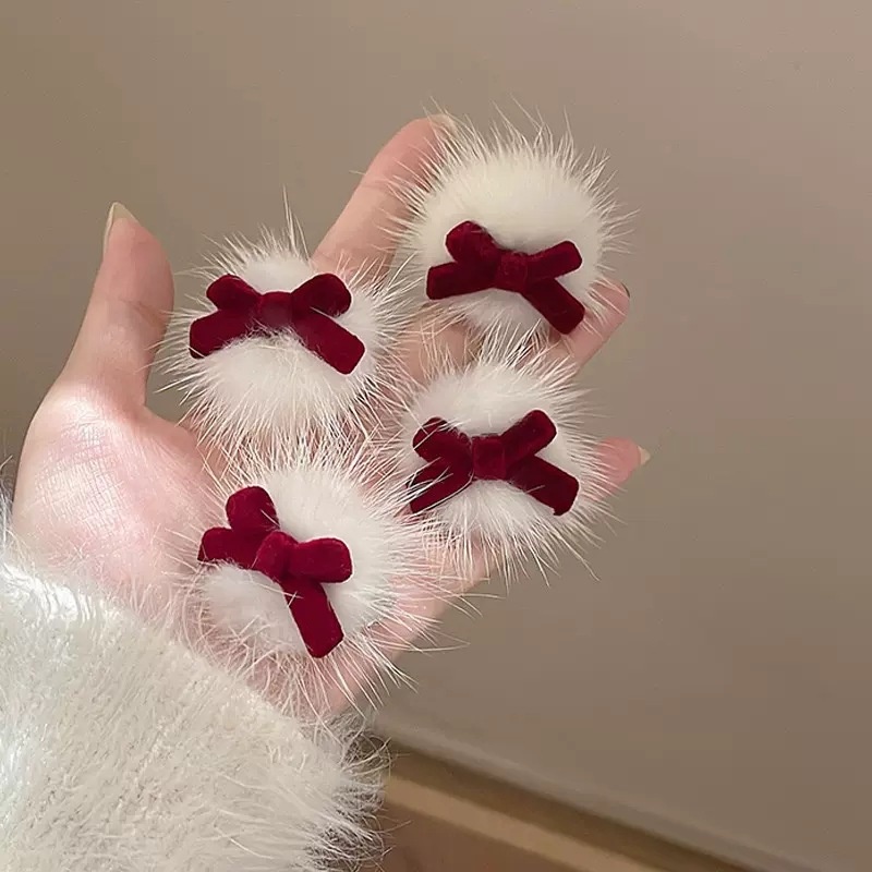 คริสมาสต์ปีใหม่โบว์สีแดงตุ๊กตาผมหักคลิปผู้หญิง 2024 ฤดูใบไม้ร่วงฤดูหนาวใหม่ด้านข้างเรียบหน้าผาก