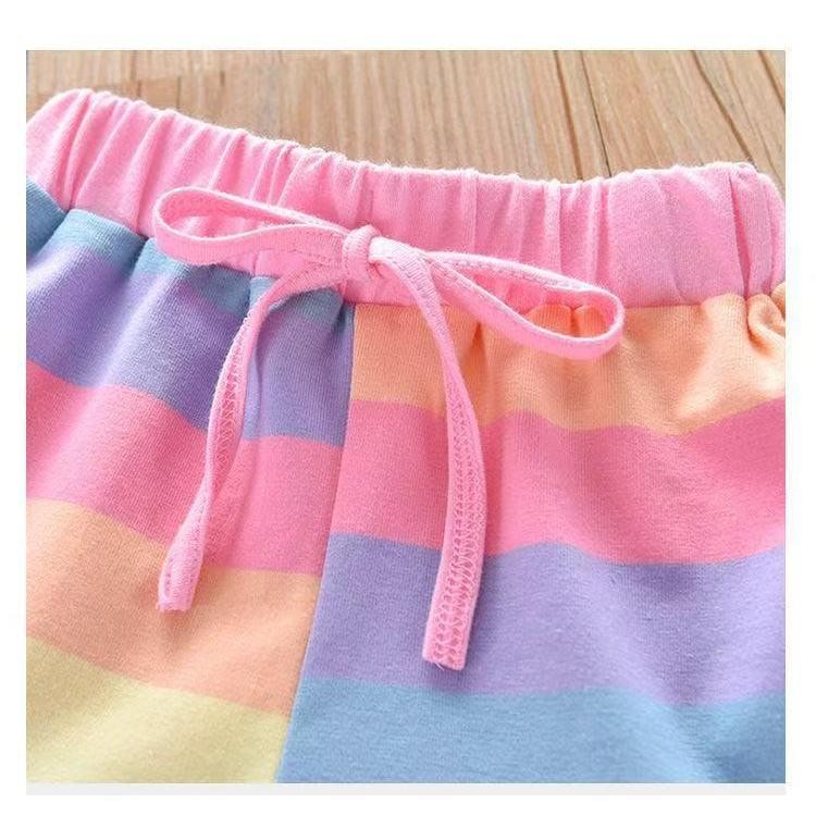 ชุดเด็กน่ารักๆ ฤดร้อน สไตล์ตะวันตก ลายสายรุ้ง เสื้อยืด+กางเกง แฟชั่นน่ารักๆ เหมาะสำหรับสาวๆ1-6 ปี 