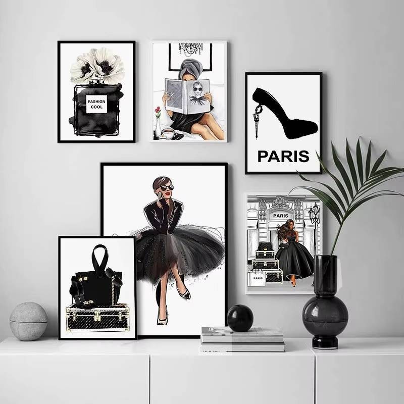 โปสเตอร์แฟชั่นสีดําและสีขาว Paris Perfume Wall Art ภาพวาดผ้าใบ Nordic โปสเตอร์และพิมพ์ ภาพตกแต่งสําหรับห้องนั่งเล่น