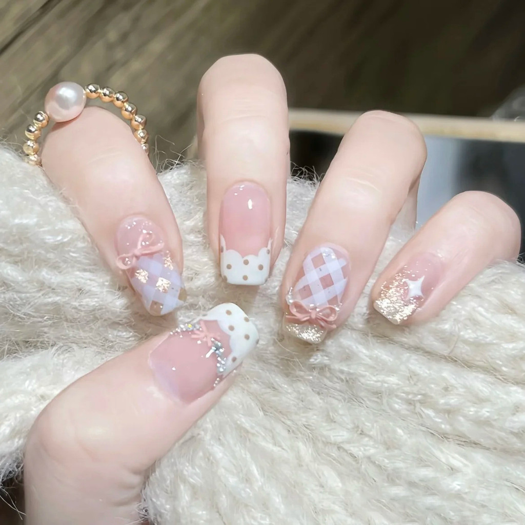 HANDMADE + กาวฟรีArtificial Nail น่ารัก Lilac Knot Cat-eye รูปแบบเพชร Phototherapy แพทช์เล็บปลอมกดบนเล็บนํากลับมาใช้ใหม่