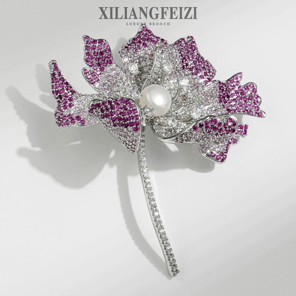 เข็มกลัดดอกไม้หรูหราและย้อนยุค เครื่องประดับเสื้อผ้าละเอียดอ่อน ของขวัญไฮเอนด์สำหรับผู้หญิง