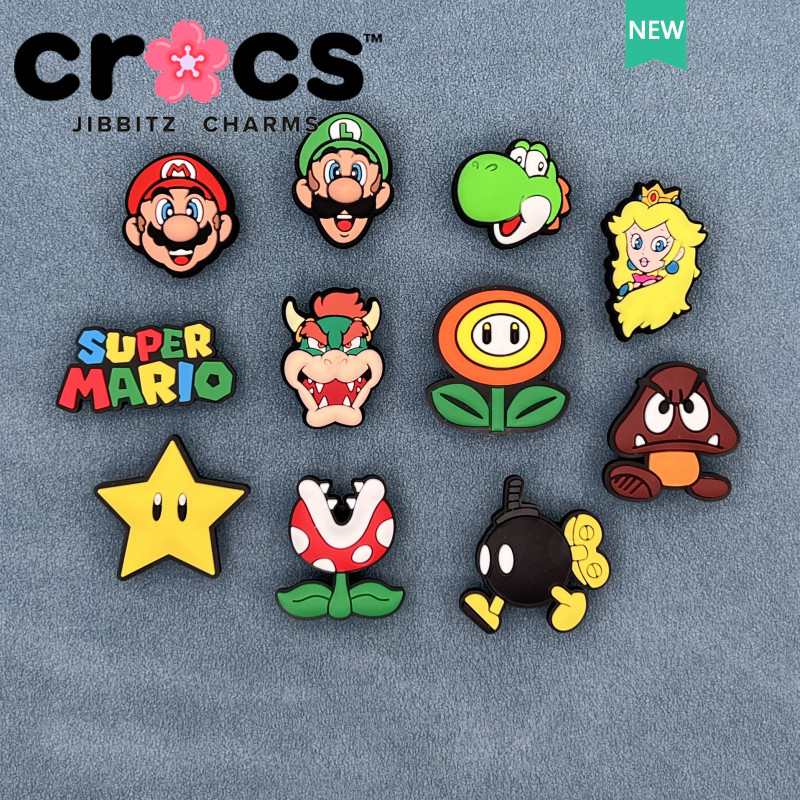 Jibbitz crocs charm หัวเข็มขัดรองเท้าดอกไม้ Super Mario DIY การ์ตูนสนุกหลุมรองเท้าอุปกรณ์เสริมหัวเข็มขัดตกแต่ง