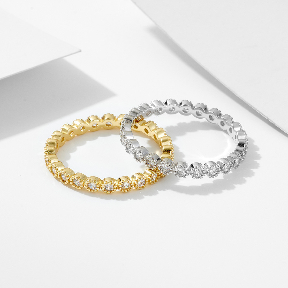 จริง Moissanite 1ct รวม 2.2 มม. Eternity รอบตัดสีขาว D Intricate รายละเอียดแหวน S925 เงินสเตอร์ลิงพร้อมการรับรอง GRA สามารถ Pass Test สําหรับหมั้นงานแต่งงาน
