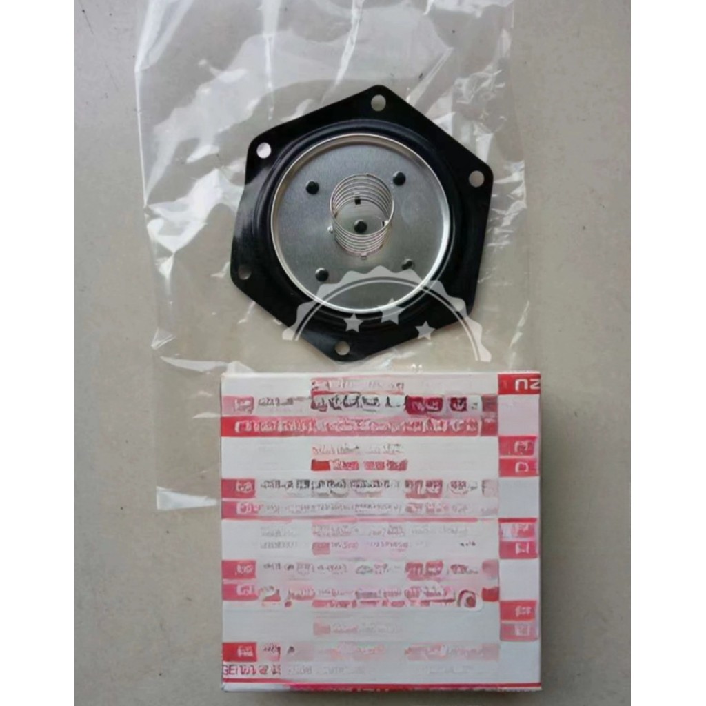 Isuzu ดีเซลเครื่องยนต์ไอเสียวาล์วฝาครอบวาล์วระบายอากาศ 4BD1 4BG1 4BE1 4BC2 6BD1 6BB1 6BG1