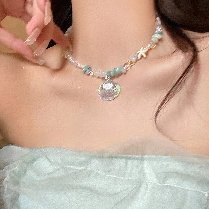 สร้อยคอมุกอะคริลิกและคริสตัลสีสันสดใสสำหรับผู้หญิง พร้อมหัวปลาดартแบบไม่สม่ำเสมอ เป็นของขวัญที่สวยงาม
