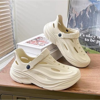 2026 Summer Korean  solid color mechanical style hole shoes men's trendy outdoor non-slip boy