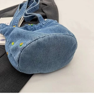 Denim Bucket กระเป๋าความจุขนาดใหญ่ผู้หญิง 2024 สไตล์ใหม่ฤดูร้อน Cross-Body All-Match กระเป๋าถือ Class Commuter Bag