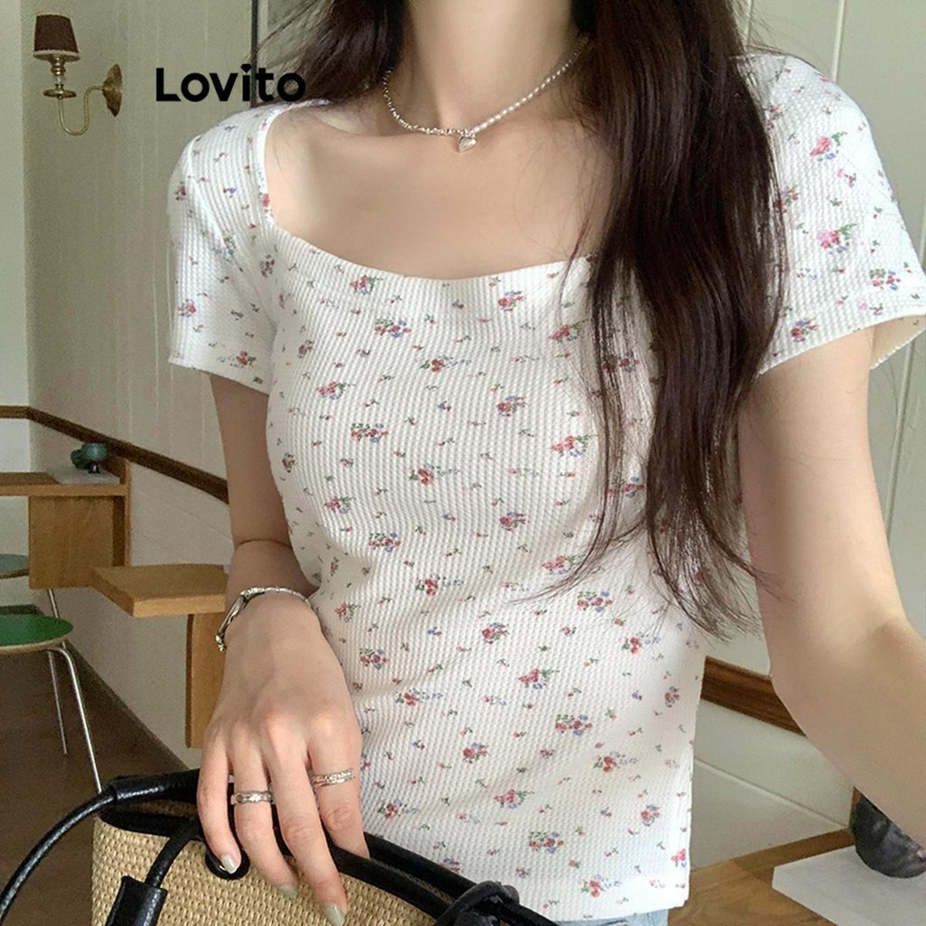 Lovito เสื้อยืดลายดอกไม้ ดิทซี่ ลำลองสำหรับผู้หญิง LNE74473