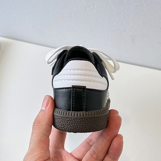 รองเท้าผ้าใบ รองเท้าระบายอากาศ รองเท้าลำลอง ใส่ได้ทั้งเด็กชายและหญิง (พร้อมส่งจากไทย) - รูปที่ 5