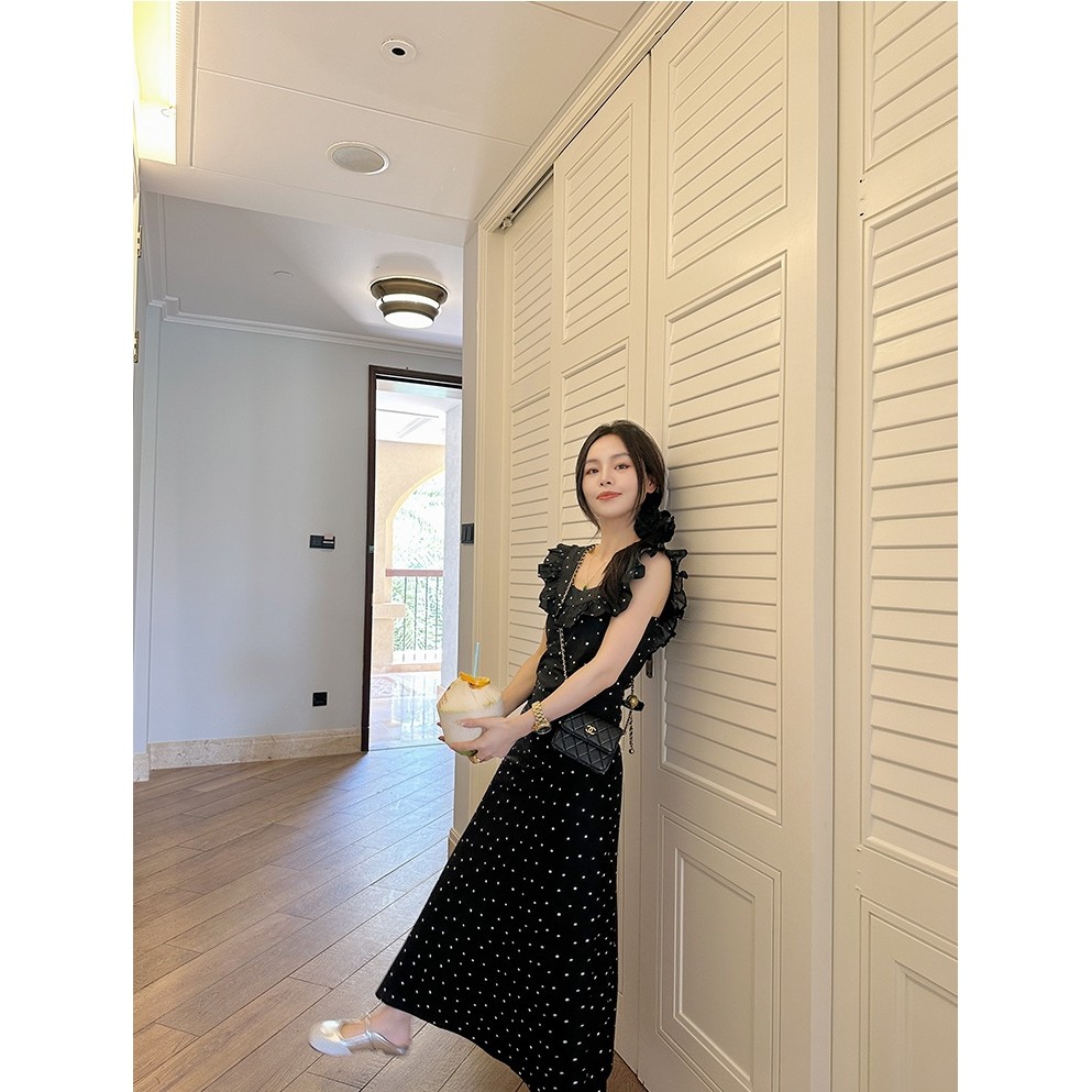 Betty house🌸พร้อมส่ง ชุดเดรสรัดรูปผู้หญิง เซ็กซี่แขนกุด เดรสลายจุด ดีไซน์ขอบใบบัว รุ่นใหม่ล่าสุด - รูปที่ 5