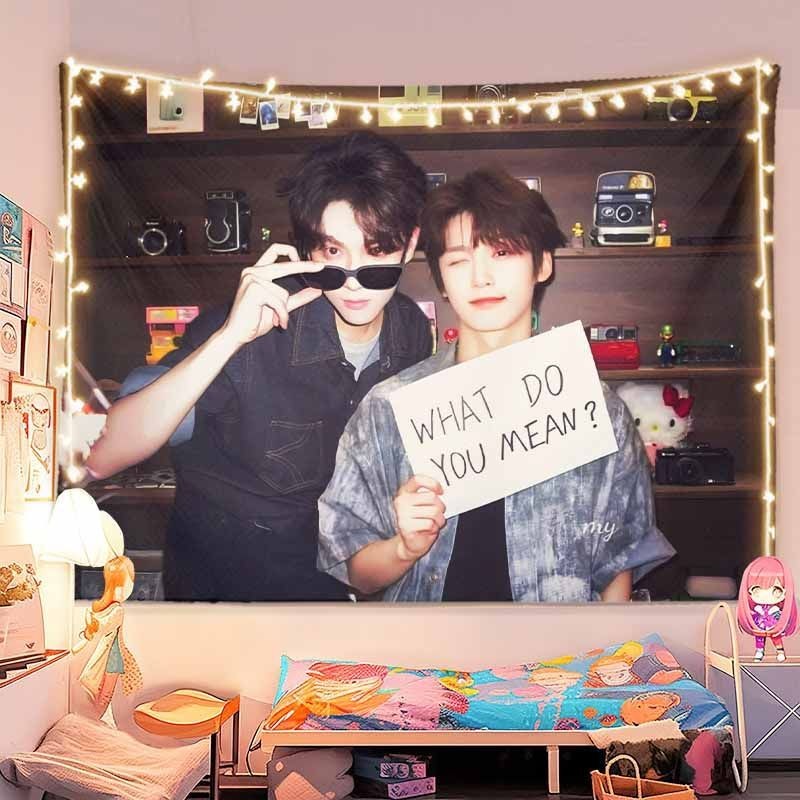 ศัตรูหัวใจคือแฟนใหม่ผมเองRevenged Love Zi Yu Tian Xuning Liu Xuancheng Zhan Xuan พื้นหลังผ้าพรมตกแต่งนักเรียนผนังผ้าของขวัญ