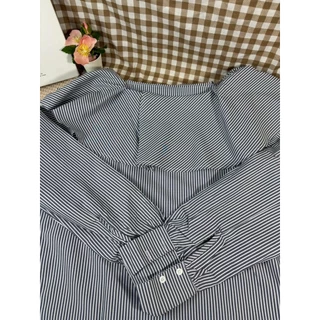Chili Koko เสื้อเชิ้ตลายทางสำหรับผู้หญิง ดีไซน์ใหม่ ขอบระบาย ท็อปสวย ทันสมัย อเนกประสงค์ เสื้อผ้าผู้หญิง 99106