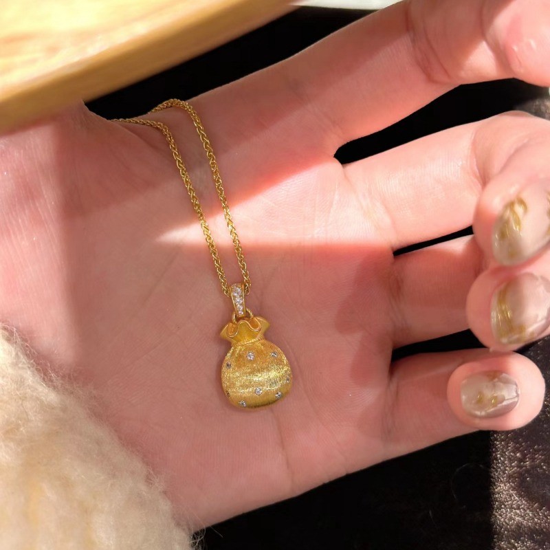 สร้อยข้อมือผ้าไหมทองหรูหรา Lucky สำหรับผู้หญิง งานประณีต สไตล์แฟชั่นสูง-end