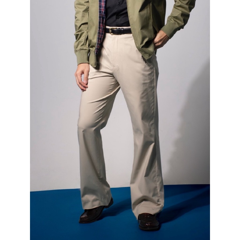era-won กางเกงขายาว รุ่น Semi-flare ผ้า Premium grade cotton สี Soda beige
