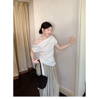 Dahong 💖 99168 เสื้อไหล่เฉียง เนื้อผ้าซาตินเรียบหรู ทรงสวย ผ้าดีใส่สบาย งานจริงสวยสง่าแฟชั่นเกาหลี