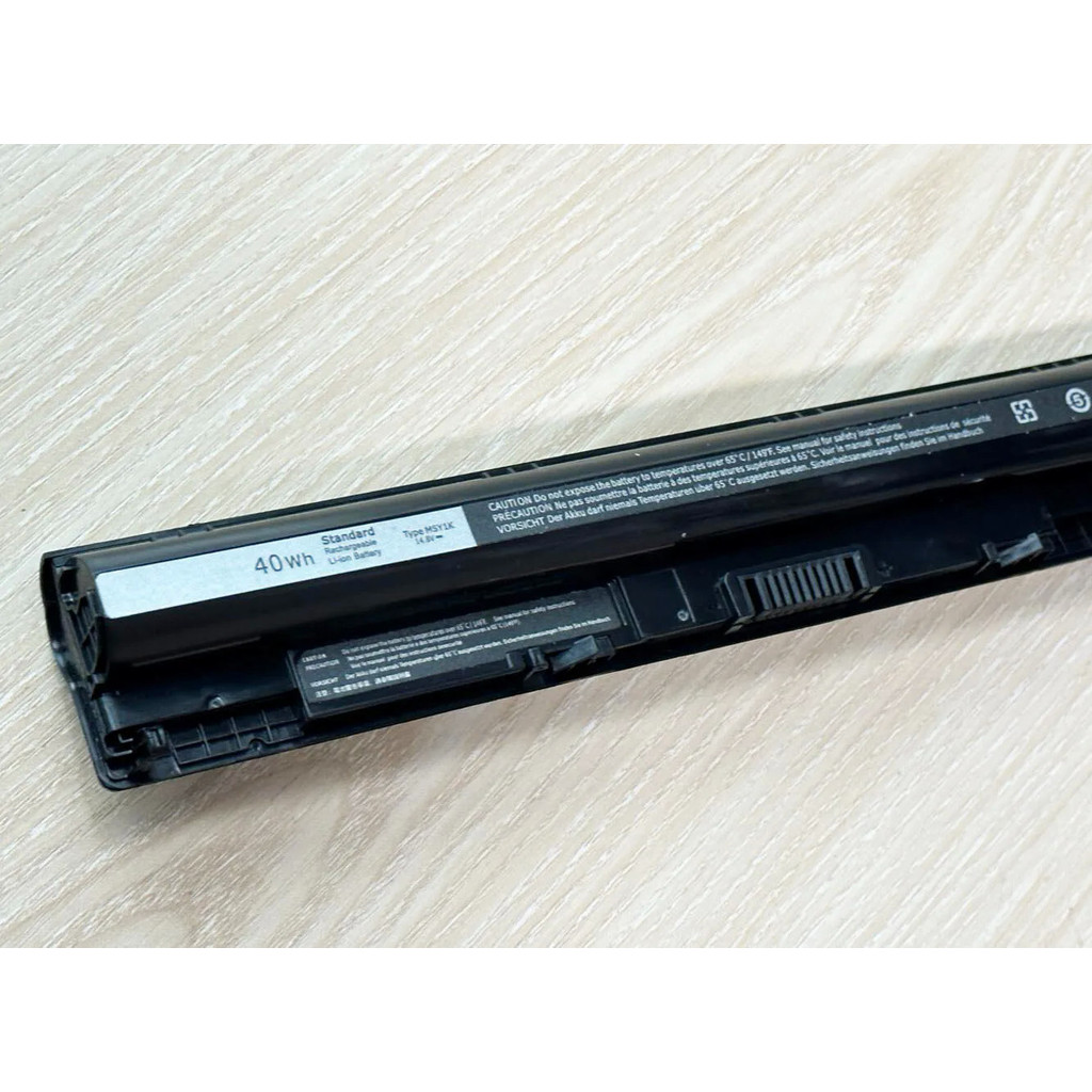 New M5Y1K 14.8V 40WH แล็ปท็อป Battery for DELL 3470 3559 5566 3568 P51F 3328 3567