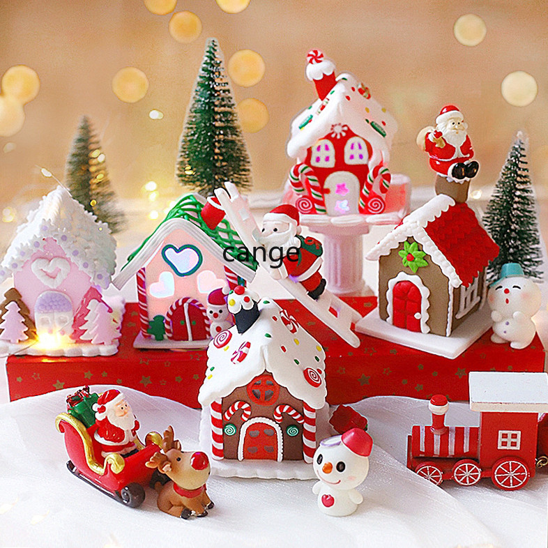 ตกแต่งเบเกอรี่คริสต์มาส 3D เซรามิคอ่อนพร้อมโคมไฟ Chimney บิสกิตบ้านผู้สูงอายุ Elk ต้นคริสต์มาส Micro ภูมิทัศน์ตกแต่ง