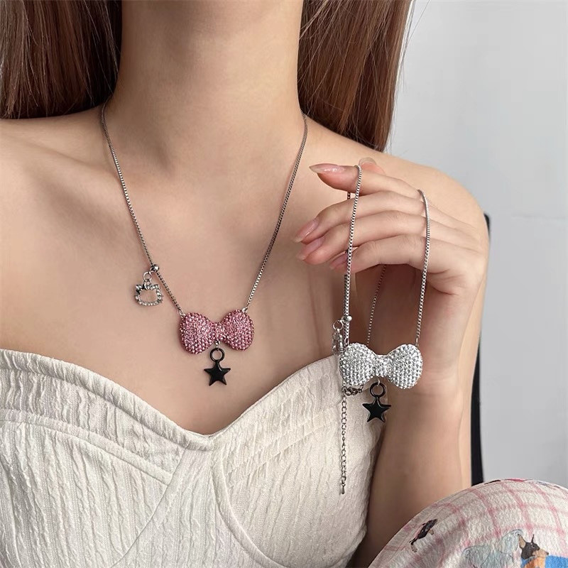 สร้อยคอเพชรเต็มโบว์ dopamine ชิ้นเดียว