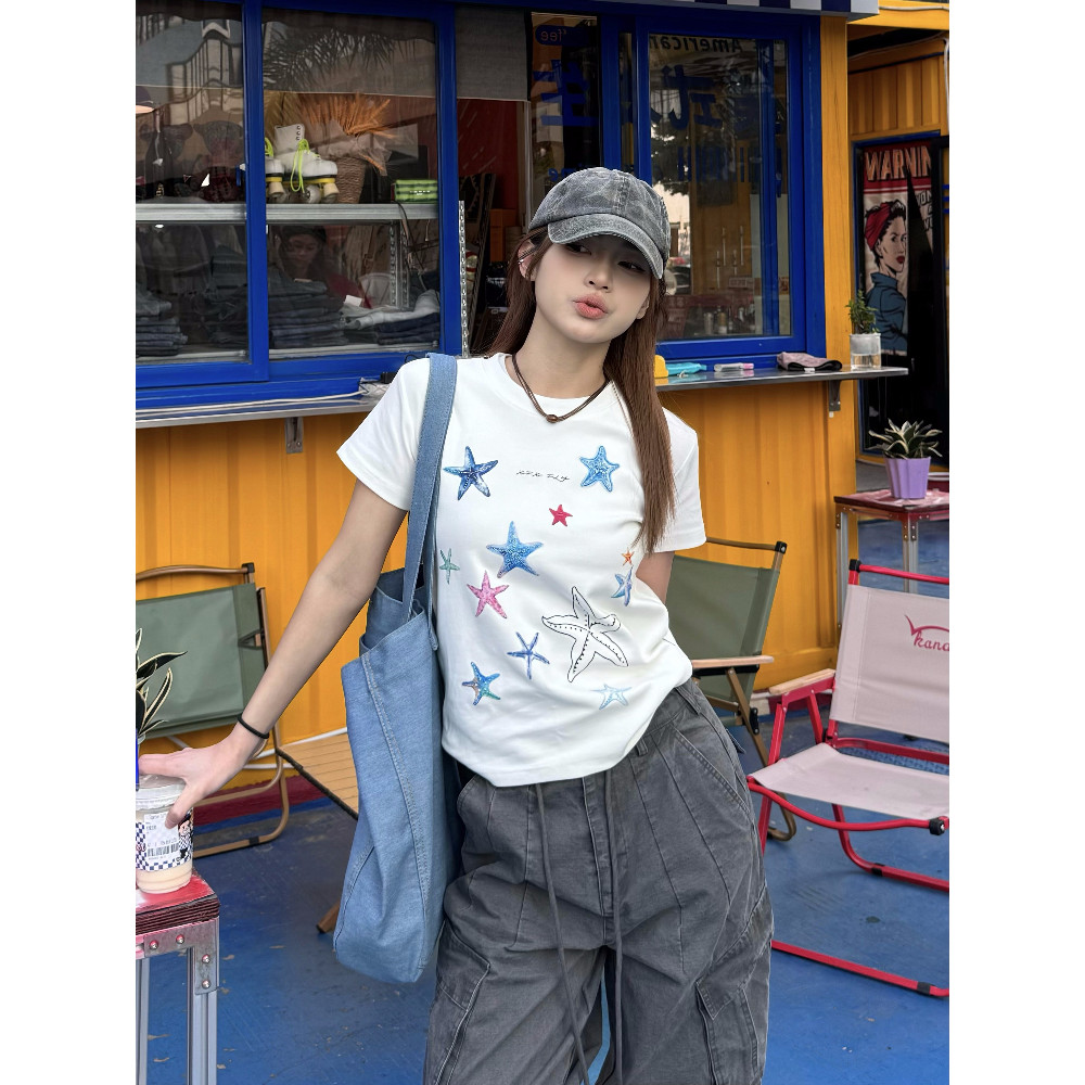 ส่งจากไทย⭐เสื้อยืดแขนสั้นลายปลาดาวอเมริกันสำหรับผู้หญิงในช่วงฤดูร้อน เสื้อตัวบนเข้ารูป ไอเท็มที่ต้องมีสำหรับสาวๆ สุดหวาน – โปรปัง