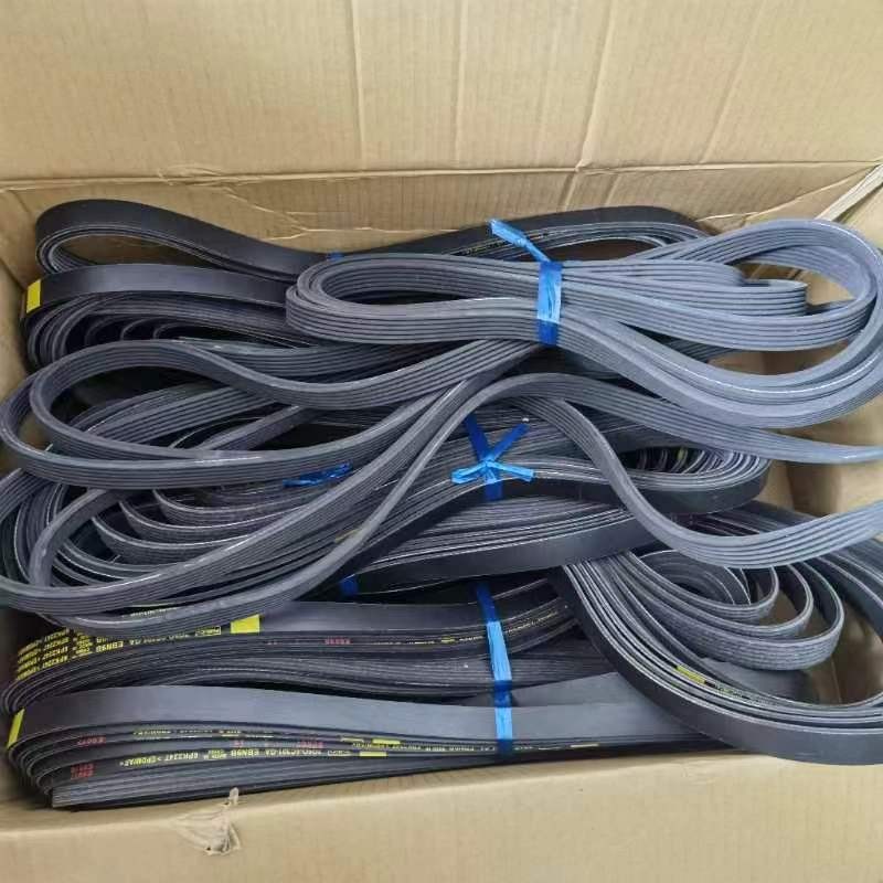 สายพานรถยนต์ เหมาะสําหรับ TOYOTA Land Cruiser 90916-02680 8PK2410 สายพาน TOYOTA