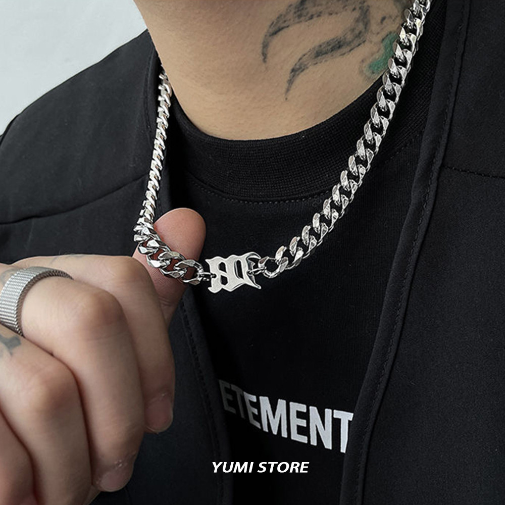 Hip Hop Letter Choker คอสําหรับผู้ชายผู้หญิง Charm ไทเทเนียมเหล็ก Clavicle Chain เครื่องประดับ Unisex Kpop Street อุปกรณ์เสริม