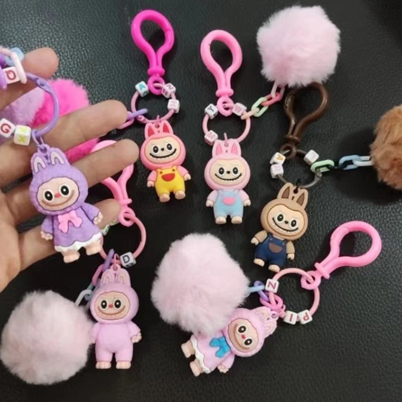 พวงกุญแจใหม่ สร้างสรรค์น่ารัก การ์ตูน แฟชั่นสาว ของขวัญเล็ก ๆ สำหรับนักเรียน กระเป๋าพวงกุญแจ จี้กระเป๋าเป้สะพายหลัง