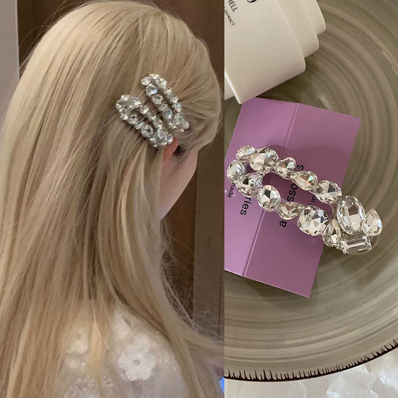 เกาหลีคริสตัลเพชรกิ๊บผู้หญิงแฟชั่นแสงหรูหราที่มีคุณภาพสูงเรียบกิ๊บอุปกรณ์เสริม