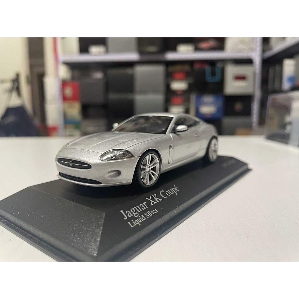 1minichamps Mini Cut Jaguar XK Co