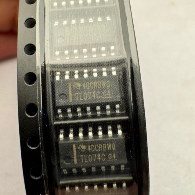 ร้านส่งไว TL074CDT TL074C 074C SOP14 ขยายสัญญาณ