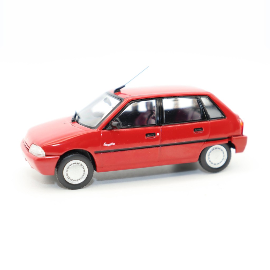 การค้าต่างประเทศ 1/43 รถโลหะผสม Citroen AX Escapade 1992 Citroen AX โมเดลรถเครื่องประดับ