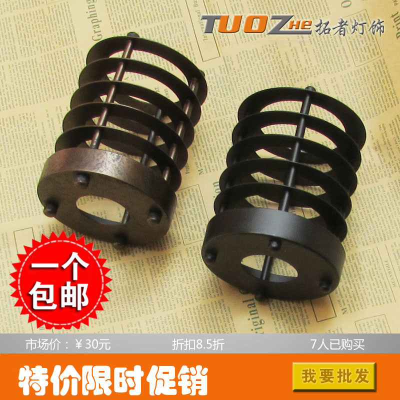 Nordic Retro Nostalgic โคมไฟสายไฟโคมระย้าโคมไฟโคมไฟออกแบบสีดําเหล็ก Cafe ที่ไม่ซ้ํากัน Shade YNW1