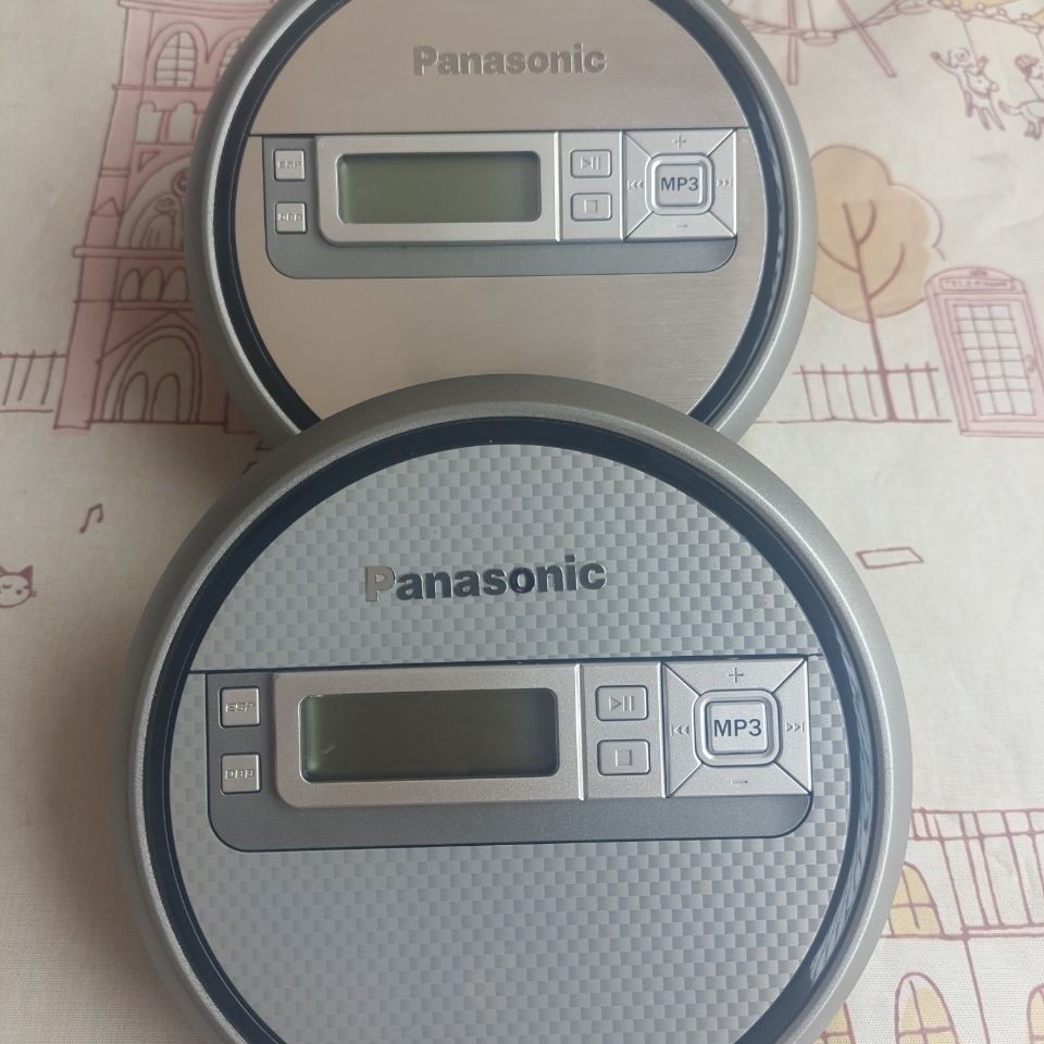 Panasonic Panasonic เครื่องเล่น CT-550 Walkman CD เพลงแบบพกพาเครื่องเรียนรู้ซีดีบ้าน MP3