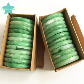 [BigHouseSea] สร้อยข้อมือหยกเทียมสีเขียวผู้หญิงวินเทจรอบสร้อยข้อมือสุภาพสตรีเครื่องประดับของขวัญใหม่