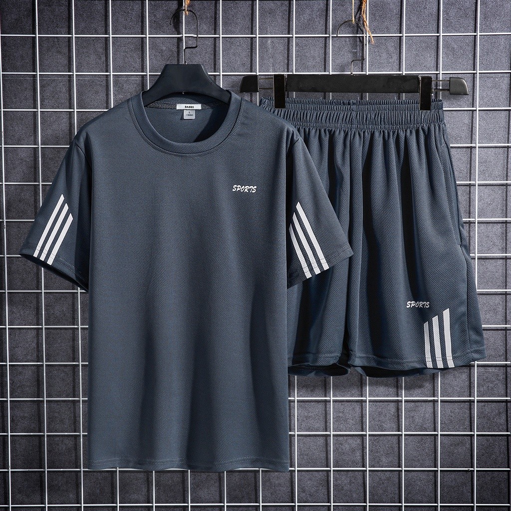 🔥สินค้าพร้อมส่ง🔥เสื้อยืด+กางเกงขาสั้น ชุดกีฬา ชุดฟุตบอล ชุดกีฬา ชุดกีฬาผู้ชาย เสี้อกีฬา