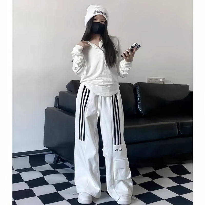 [KeDaYa] พร้อมส่ง ชุดเต้นฮิปฮอปเด็กผู้หญิง สไตล์อเมริกัน เสื้อแขนยาวสีขาว กางเกงวอร์ม แฟชั่น Y2K Str